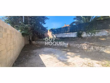 gardanne  maison de type 7 + maison de type 2/3 sur parcelle de 526 m2