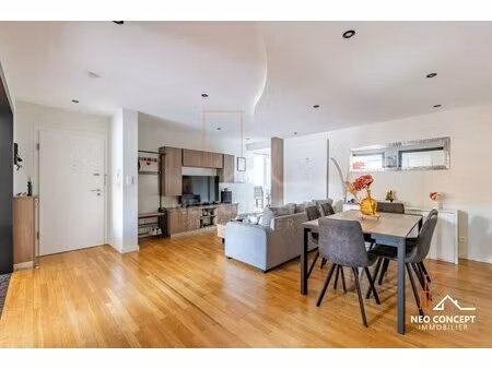 appartement 3 pièces de 84 m2 loi carrez avec balcon et parking sis dalhunden.