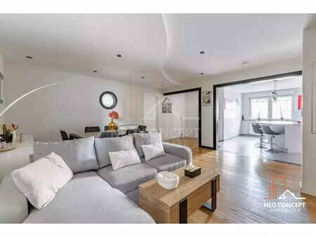 appartement 3 pièces de 89 m2 loi carrez avec balcon et parking sis dalhunden.