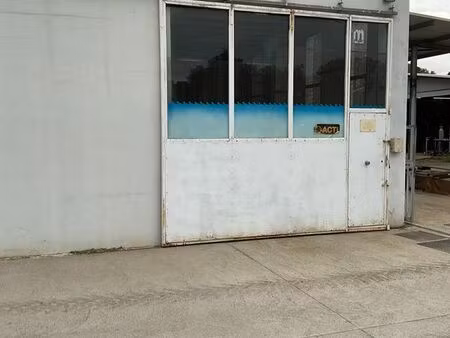 à louer - dépôt de 145 m2 proche de baléone  porticio et ajaccio