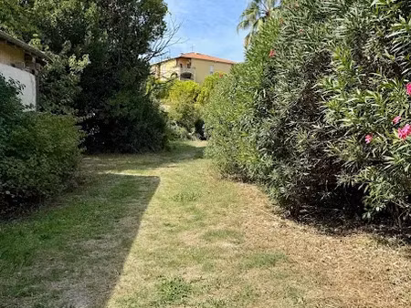 vente terrain 494 m² à lattes (34970)  380 000 €