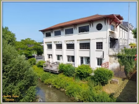 vente locaux professionnels 340 m² à chalais (16210)  315 000 €