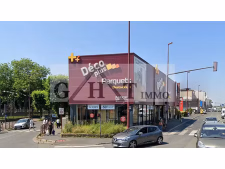 local commercial de 455m²