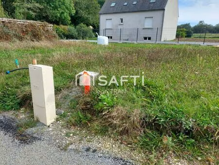 terrain constructible de 759 m² proche de l'odet pour votre projet immobilier.