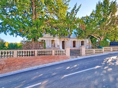 location locaux professionnels 8 pièces 251 m² à castelmaurou (31180)  2 750 €