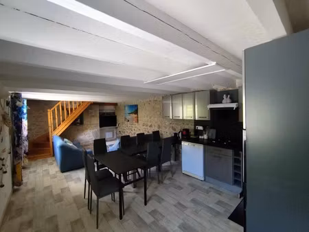 location meublée maison 4 pièces 103 m² à le gua (17600)  1 000 €