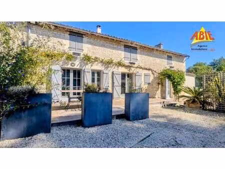 vente maison piscine à magné (79460) : à vendre piscine / 249m² magné