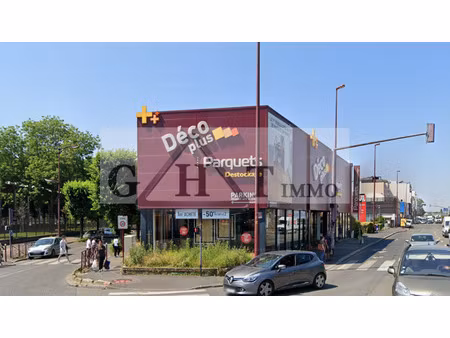 local commercial de 455m²