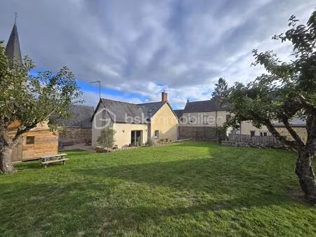 pavillon de 100 m² à chalons-du-maine