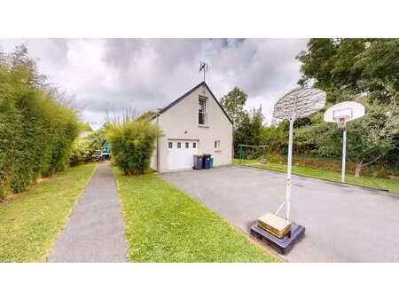 location maison meublé à valognes (50700) : à louer meublé / 125m² valognes