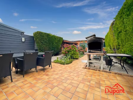 maison 87 m2 deux chambres  deux garages  cour   dépendance san