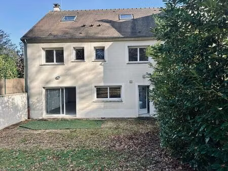cély en bière maison traditionnelle 4 chambres avec salles d'eau et wc et bureau   jardin 