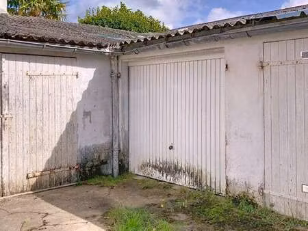 vente garage et parking à lorient (56100) : à vendre / lorient