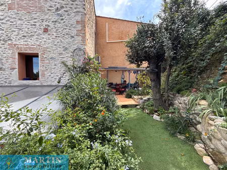 maison de village atypique 3 pieces avec jardin