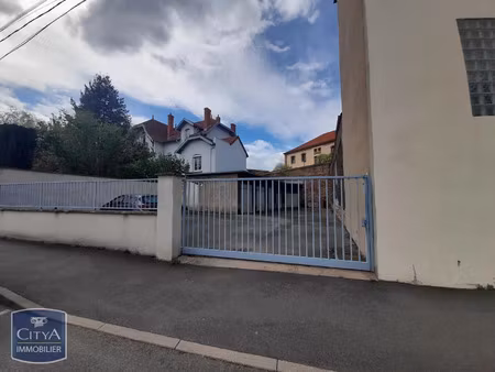 parking à louer 10 m² - roanne (42) - 20€