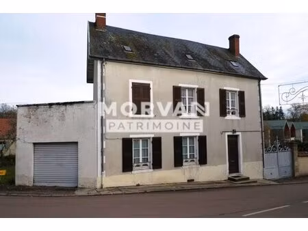 centre bourg - maison avec jardin et dependances - 49900 €