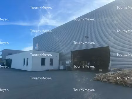 local d'activites a louer