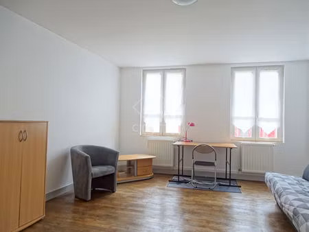 proche fac de droit  limoges  t1 meuble de 33.62 m² !