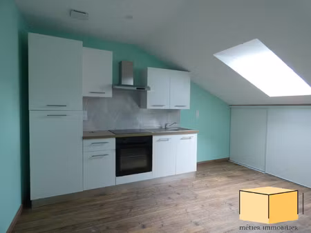 location appartement 3 pièces 47m² belley 01300