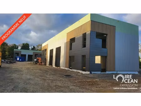 local d'activite - entrepôt a vendre