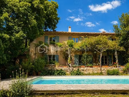 ferme de 231 m² à ansouis