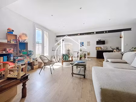 vente maison 4 pièces 136 m² à saint-magne-de-castillon (33350)  235 000 €