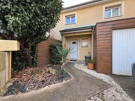 maison f6 récente avec jardin et piscine à 15 min de metz / amanvillers