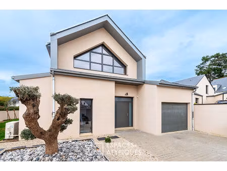 élégante maison contemporaine aux volumes lumineux