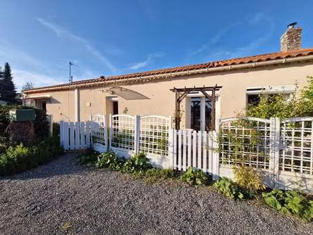 vente maison à saint-julien-des-landes (85150) : à vendre / 86m² saint-julien-des-landes