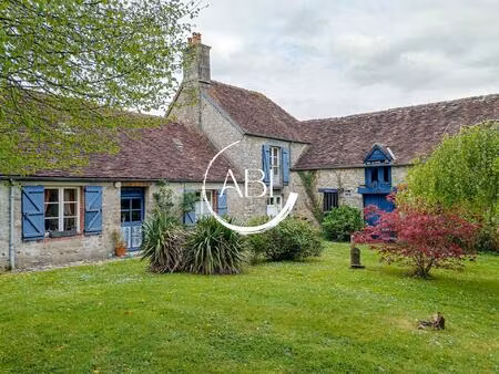 maison en pierres de 93 m²  à rénover  3 chambres