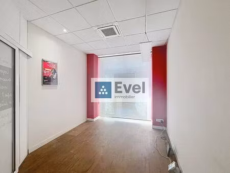 local commercial à louer