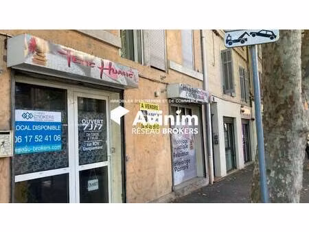 boutique à louer
