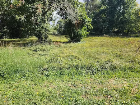 vente terrain 2000 m² à la douze (24330)  34 500 €