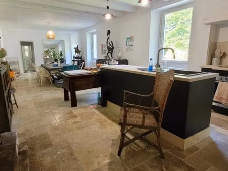 trés belle longére de caractére et gite