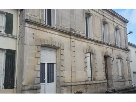 location appartement  m² t-3 à la tremblade  655 €