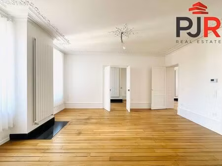 bureau de prestige de 220 m2 en location - nancy  grand est