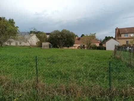 terrain constructible plat proche du centre ville