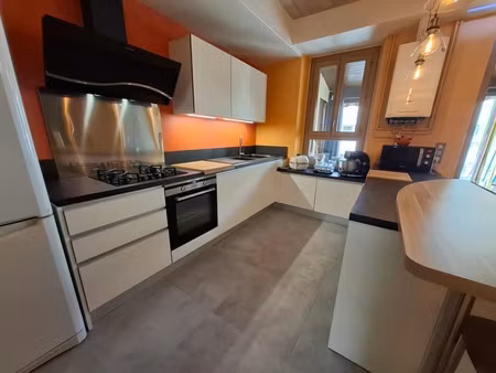 vente maison 5 pièces 99 m² à saint-estephe (33180)  155 875 €