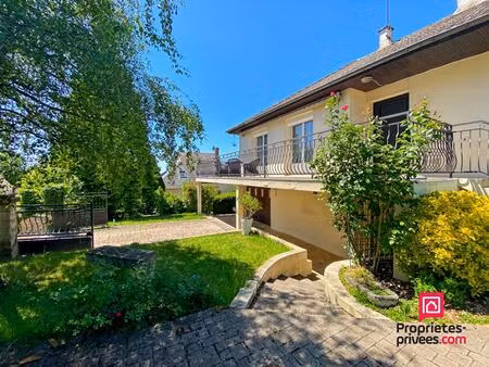 proche avallon maison avec jardin rénovée