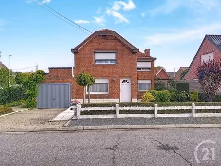 huis te koop in zeer rustige straat in houtvenne/hulshout!
