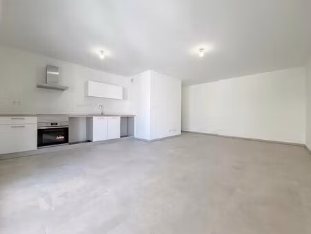 location appartement 3 pièces 71 m² à ajaccio (20000)