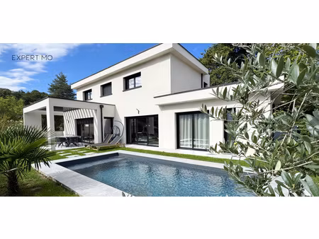 maison contemporaine 175 m² – 5 pièces – piscine