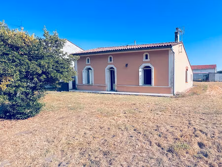 location maison 5 pièces 119 m² à braud-et-saint-louis (33820)