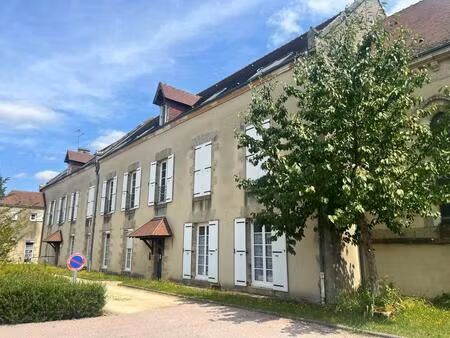 location appartement 2 pièces 47 m² à sainte-sévère-sur-indre (36160)