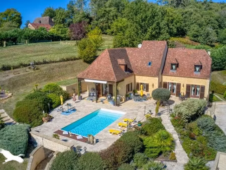 vente maison 7 pièces 281 m² à sarlat-la-caneda (24200)  622 560 €