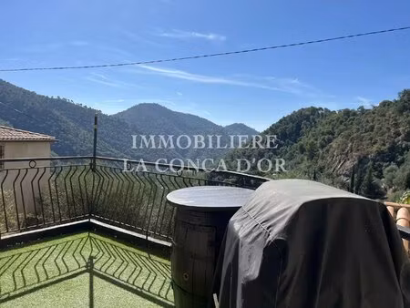 maison de village avec terrasse