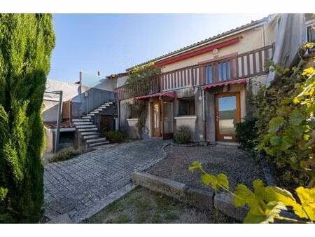 immeuble de caractère de 270 m² au coeur d'un village dynamique