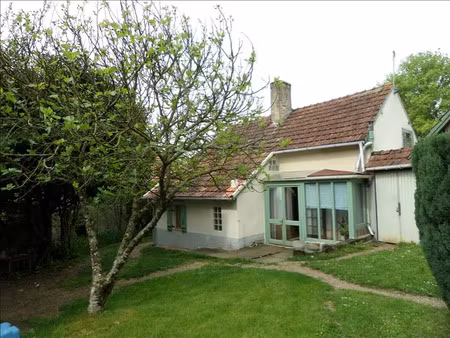 vente maison 4 pièces 60 m² à feux (18300)  40 000 €