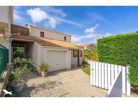 vente maison 4 pièces 75 m² à meschers-sur-gironde (17132)  289 990 €