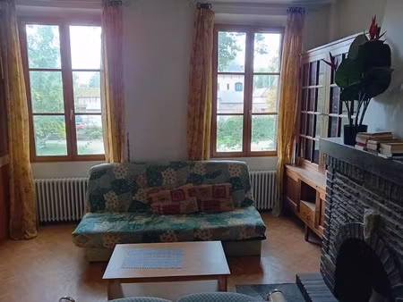 location meublée appartement 2 pièces 40 m² à sens (89100)  500 €